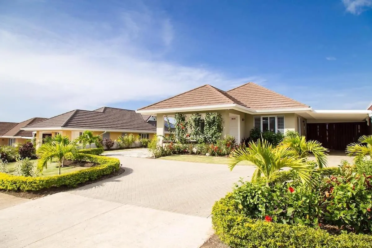 Coolshade Lll - Richmond Estate - Fully Ac - 15Mins Ocho Rios Villa Priory