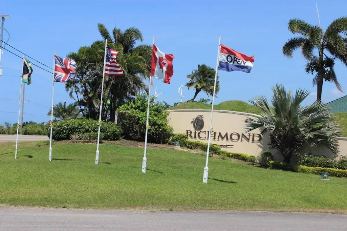Holiday home Coolshade Lll - Richmond Estate - Fully Ac - 15Mins Ocho Rios Villa Priory